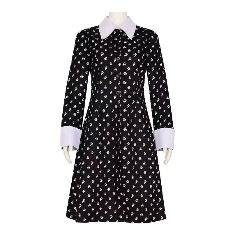 Wednesday Addams Damenkostüm – Schwarzes Cosplay Kleid mit Kragen & Zöpfen – Halloween Verkleidung inspiriert vom Film
